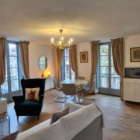 Apartamento Via *